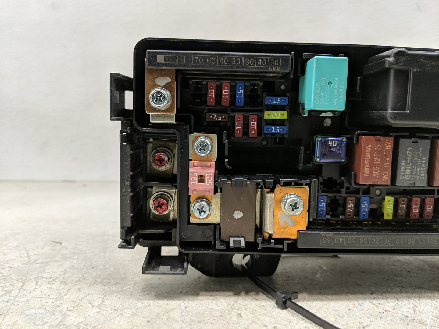 2017 Honda Accord Fusebox Fuse Box Panel Relay Module P/N:682760 Fits OEM Used Auto Parts - Oemusedautoparts1.com