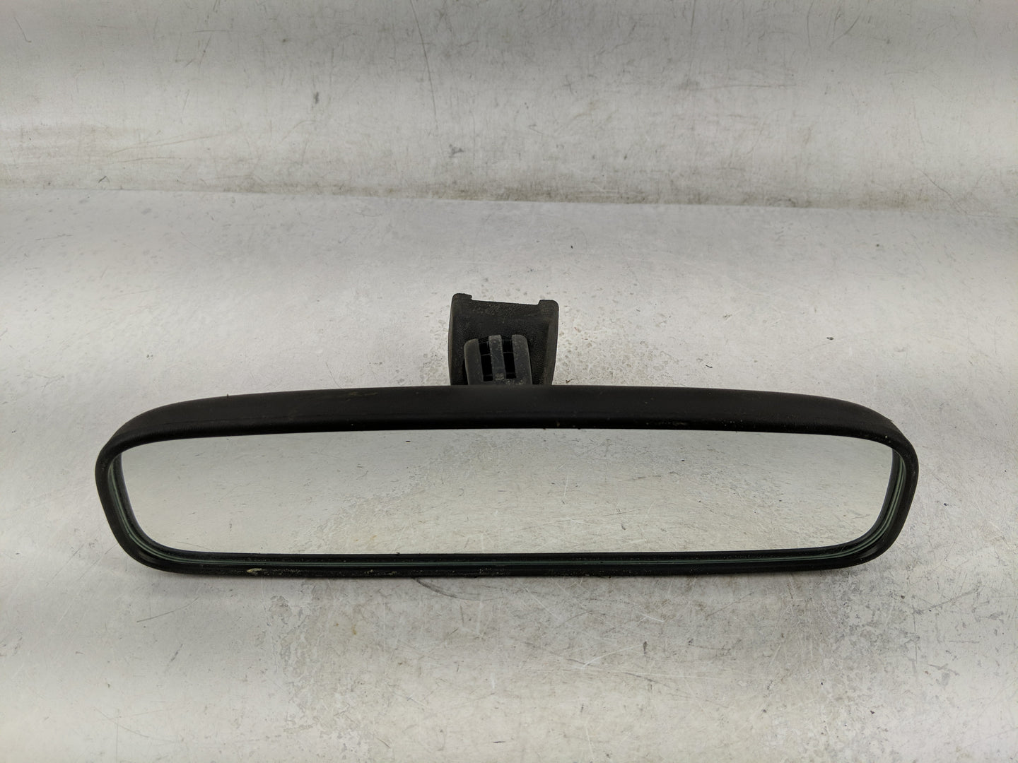 2013-2017 Honda Accord Interior Rear View Mirror Replacement OEM P/N:E4012197 E4022197 Fits OEM Used Auto Parts - Oemusedaut