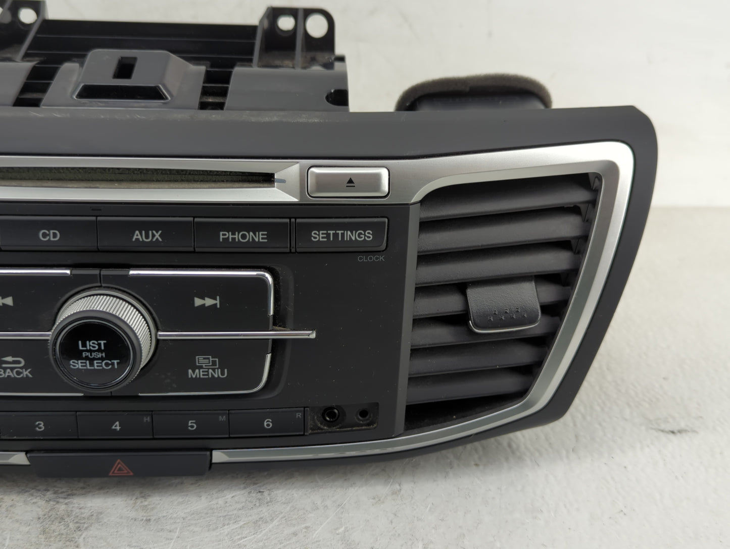 2016-2017 Honda Accord Radio AM FM Cd Player Receiver Replacement P/N:39100-T2F-A001 Fits Fits 2016 2017 OEM Used Auto Parts