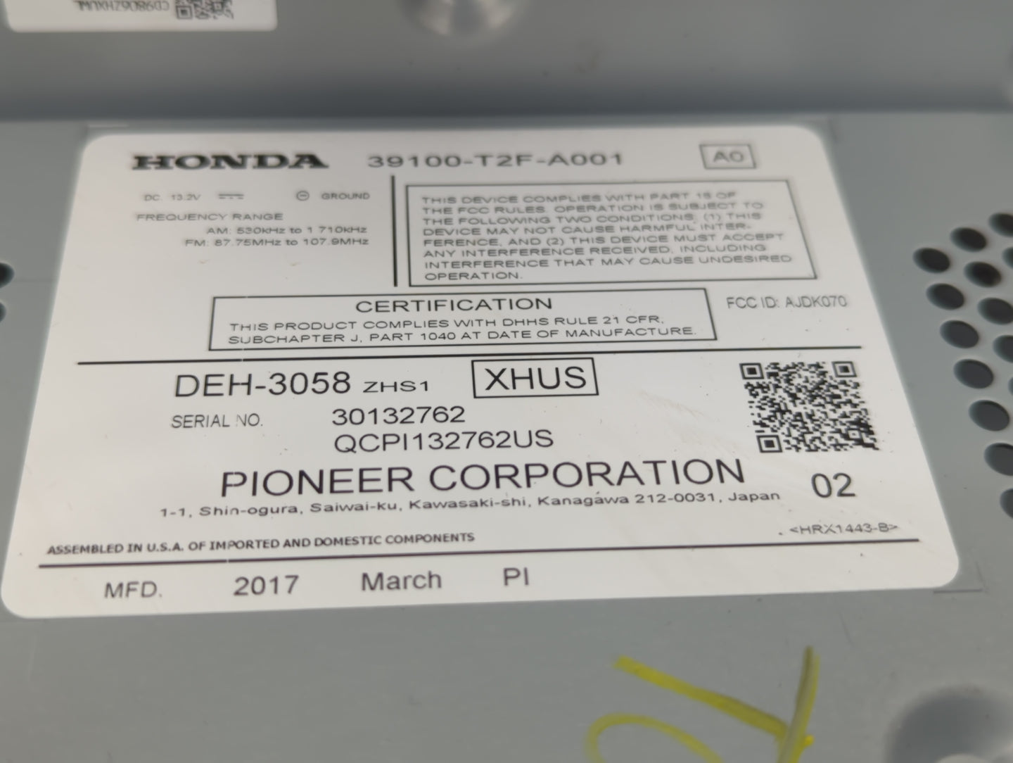 2016-2017 Honda Accord Radio AM FM Cd Player Receiver Replacement P/N:39100-T2F-A001 Fits Fits 2016 2017 OEM Used Auto Parts