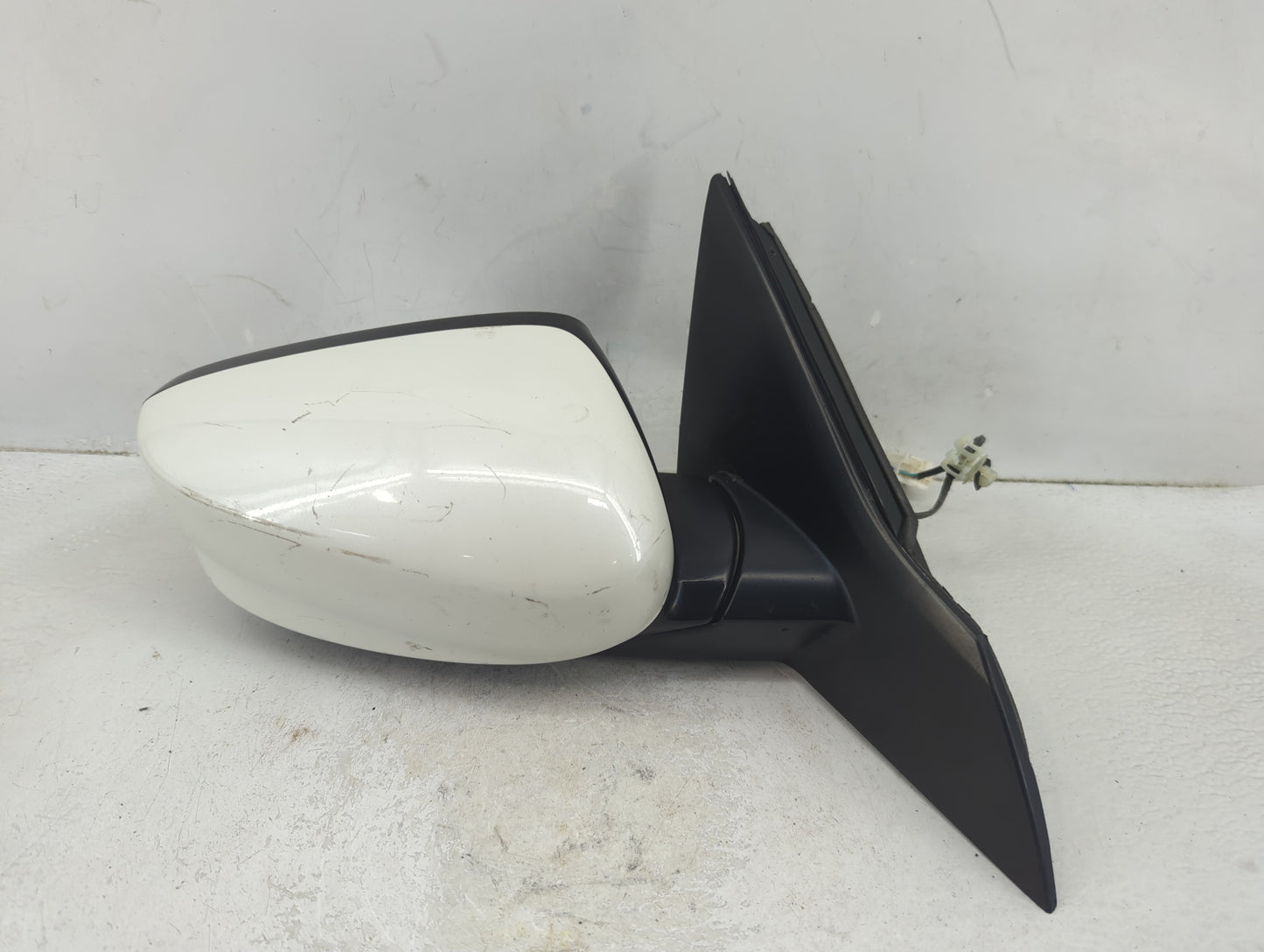 2013-2017 Honda Accord Passenger Side View Mirror - Right Door Mirror OEM Used - Oemusedautoparts1.com