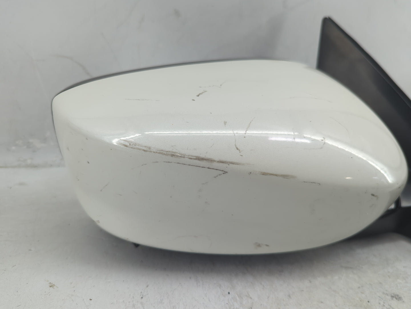 2013-2017 Honda Accord Passenger Side View Mirror - Right Door Mirror OEM Used - Oemusedautoparts1.com
