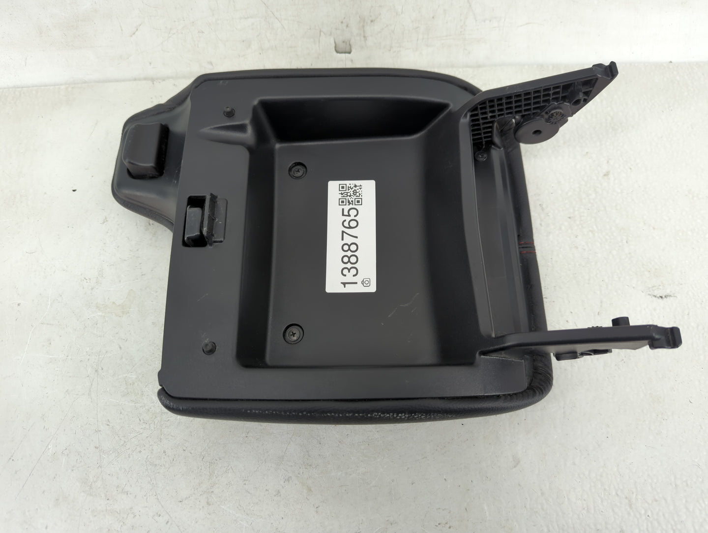 2017 Honda Accord Center Console Armrest Cover Lid Fits OEM Used Auto Parts - Oemusedautoparts1.com