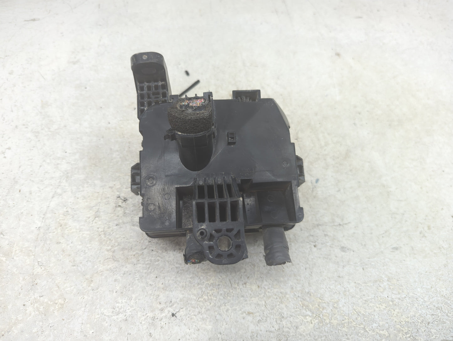 2017 Honda Accord Fusebox Fuse Box Panel Relay Module P/N:32200TLAA22 Fits OEM Used Auto Parts - Oemusedautoparts1.com