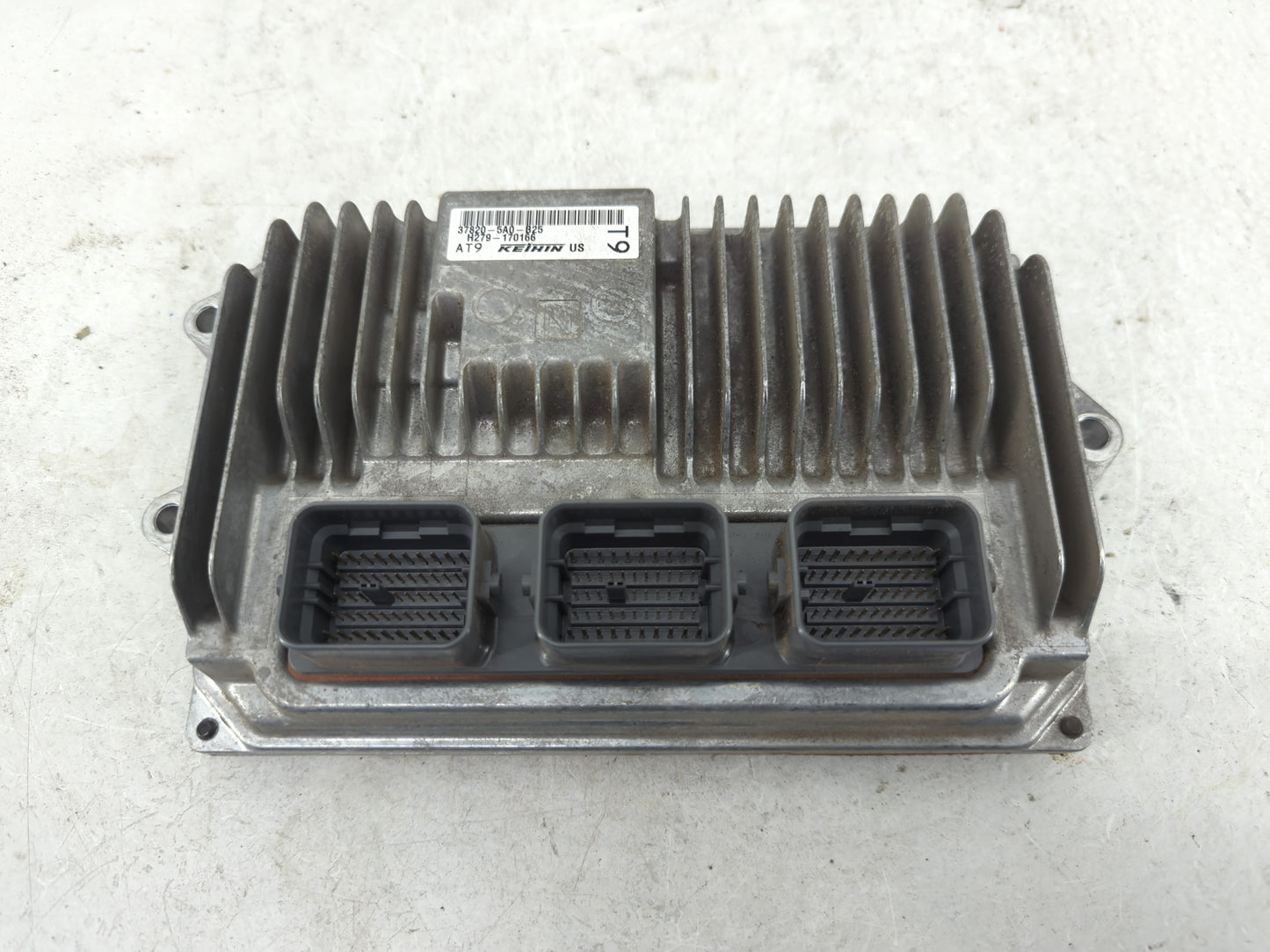 2016-2017 Honda Accord PCM Engine Control Computer ECU ECM PCU OEM P/N:H279-170166 37820-5A0-B25 Fits Fits 2016 2017 OEM Use