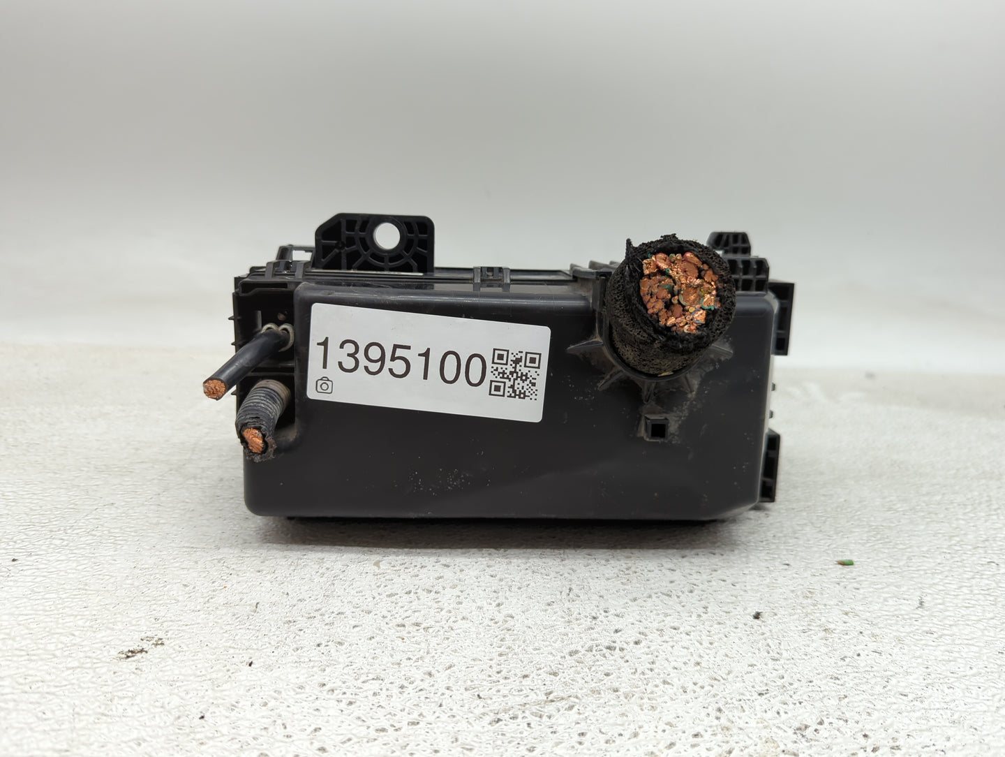 2014-2017 Honda Accord Fusebox Fuse Box Panel Relay Module P/N:886072522078 Fits Fits 2014 2015 2016 2017 OEM Used Auto Part