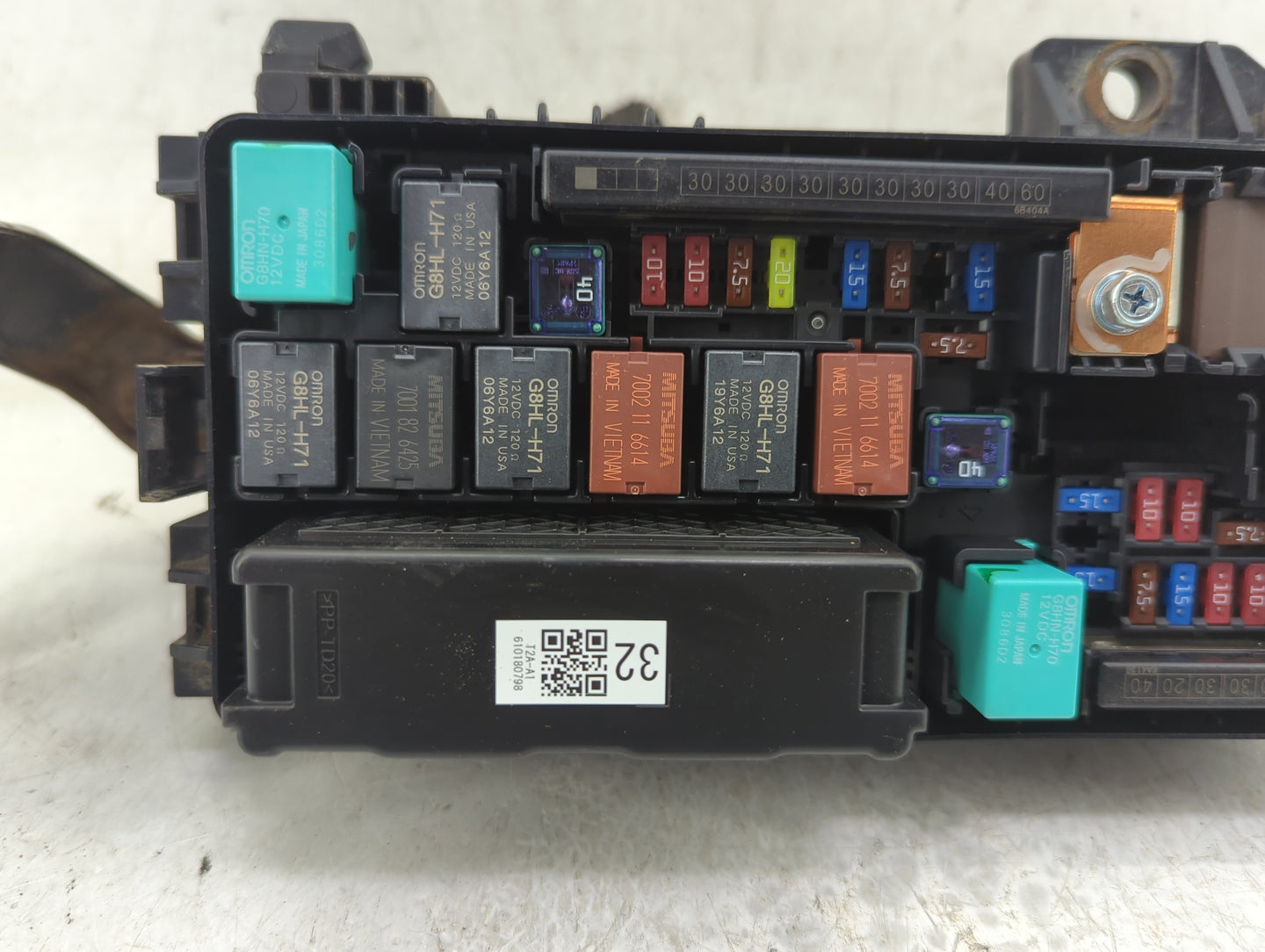 2016-2017 Honda Accord Fusebox Fuse Box Panel Relay Module Fits Fits 2016 2017 OEM Used Auto Parts - Oemusedautoparts1.com