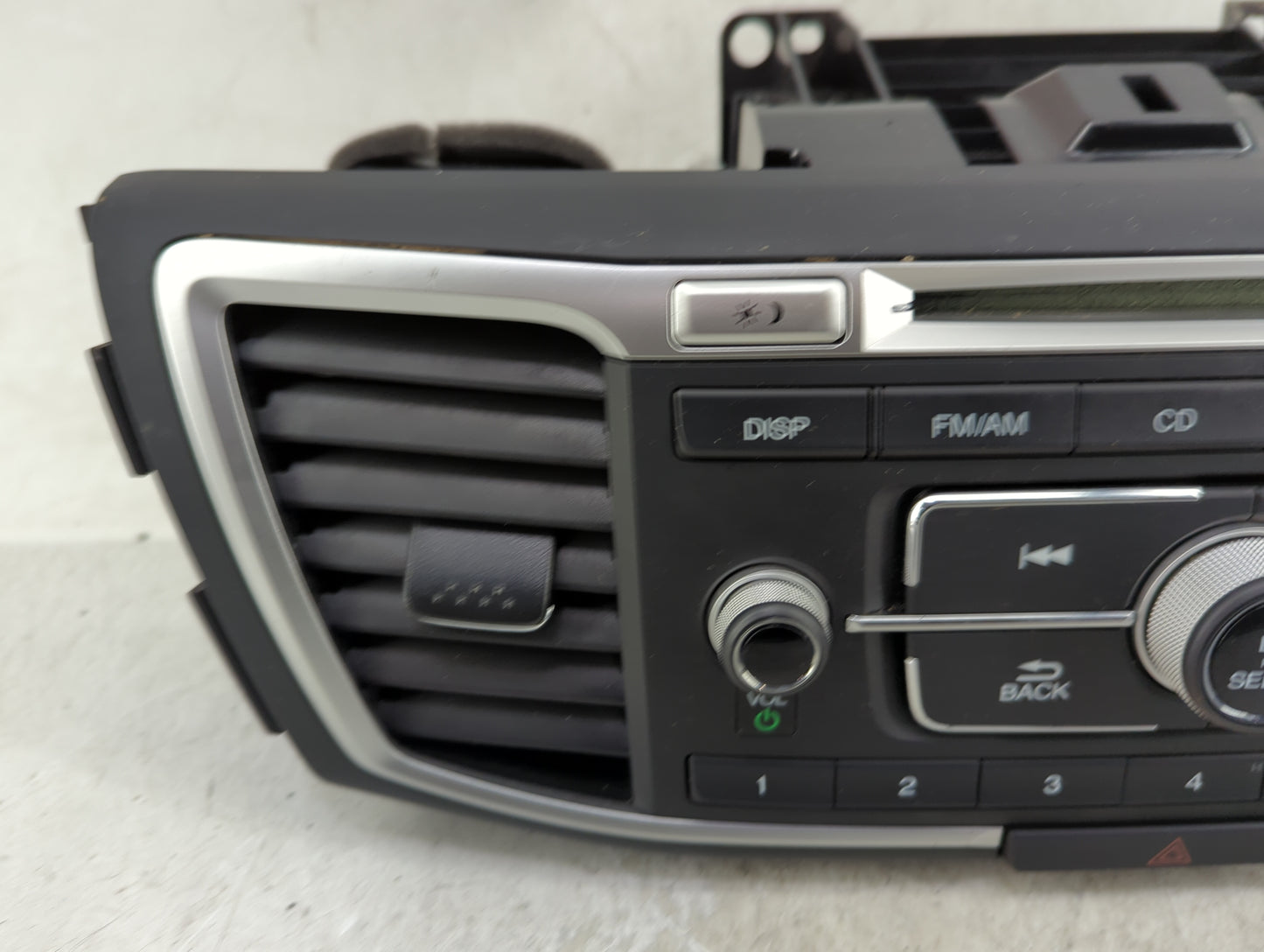 2016-2017 Honda Accord Radio AM FM Cd Player Receiver Replacement P/N:39100T2FA01RM Fits Fits 2016 2017 OEM Used Auto Parts 
