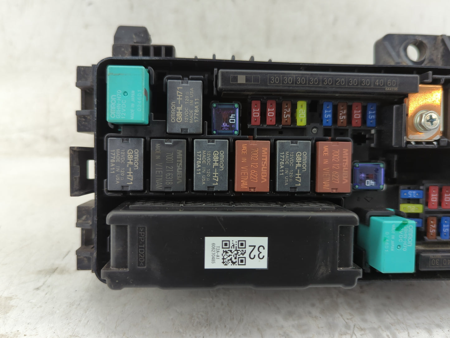 2013-2017 Honda Accord Fusebox Fuse Box Panel Relay Module Fits Fits 2013 2014 2015 2016 2017 OEM Used Auto Parts - Oemuseda