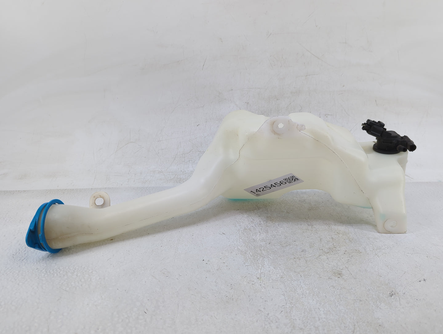 2013-2017 Honda Accord Windshield Washer Fluid Reservoir Bottle Oem - Oemusedautoparts1.com