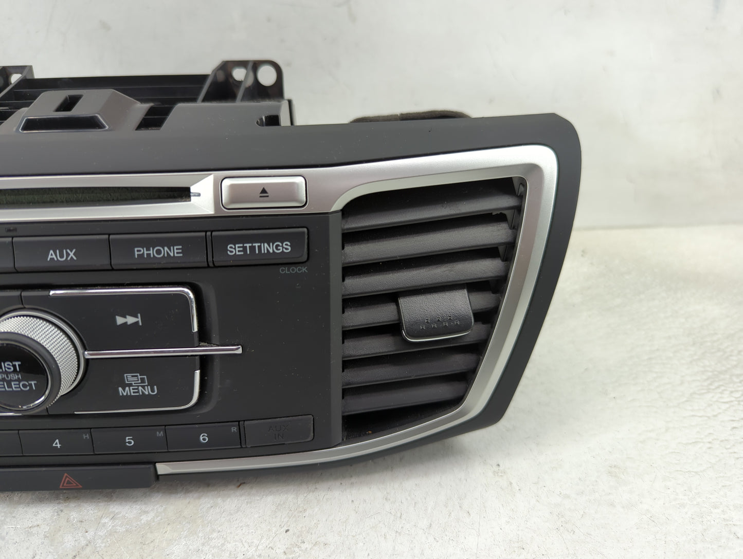 2016-2017 Honda Accord Radio AM FM Cd Player Receiver Replacement P/N:39100-T2F-A001 DEH-3058 Fits Fits 2016 2017 OEM Used A