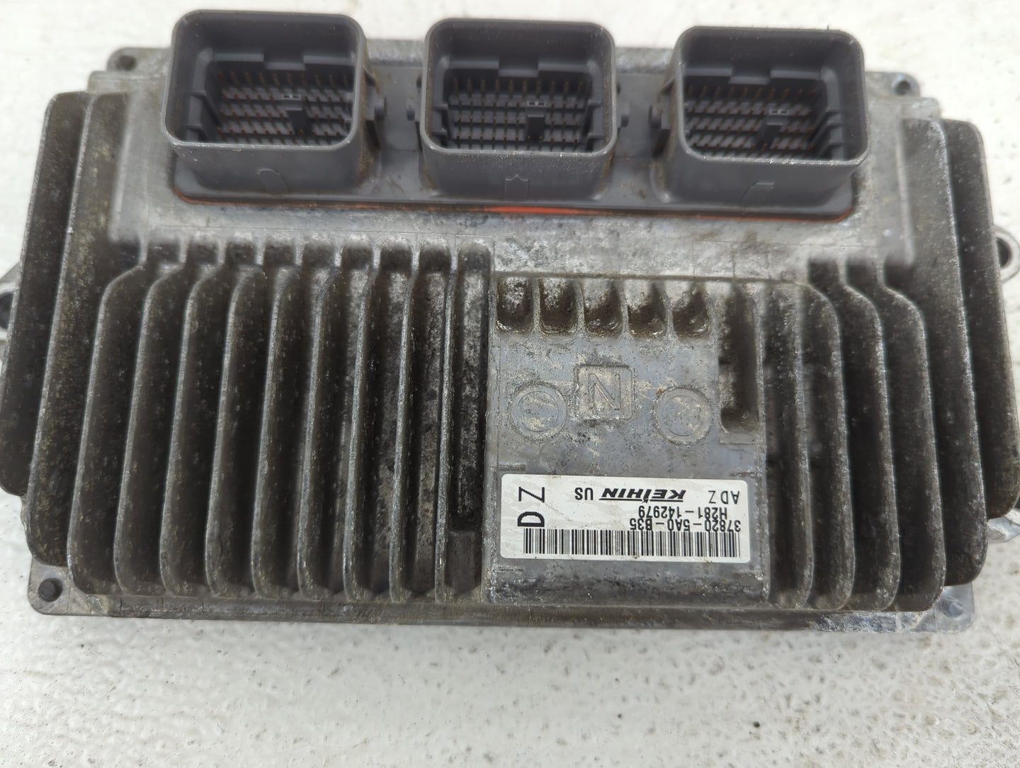 2016-2017 Honda Accord PCM Engine Control Computer ECU ECM PCU OEM P/N:37820-5A0-B35 Fits Fits 2016 2017 OEM Used Auto Parts