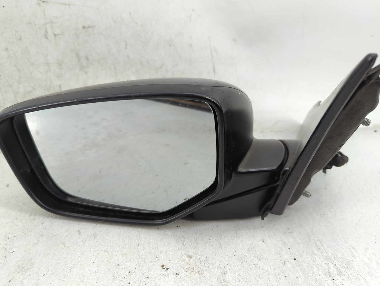 2013-2017 Honda Accord Driver Side View Mirror - Left Door Mirror OEM Used - Oemusedautoparts1.com