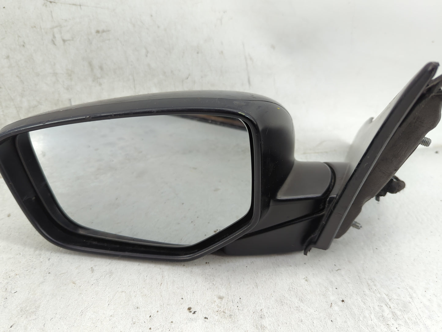 2013-2017 Honda Accord Driver Side View Mirror - Left Door Mirror OEM Used - Oemusedautoparts1.com