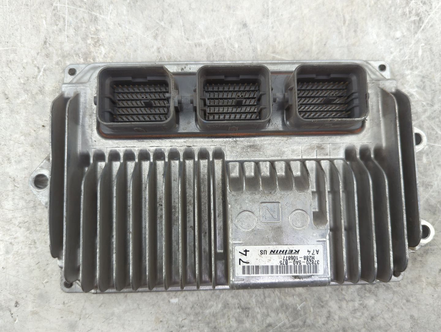2016-2017 Honda Accord PCM Engine Control Computer ECU ECM PCU OEM P/N:37820-5A0-B75 H288-106877 Fits Fits 2016 2017 OEM Use