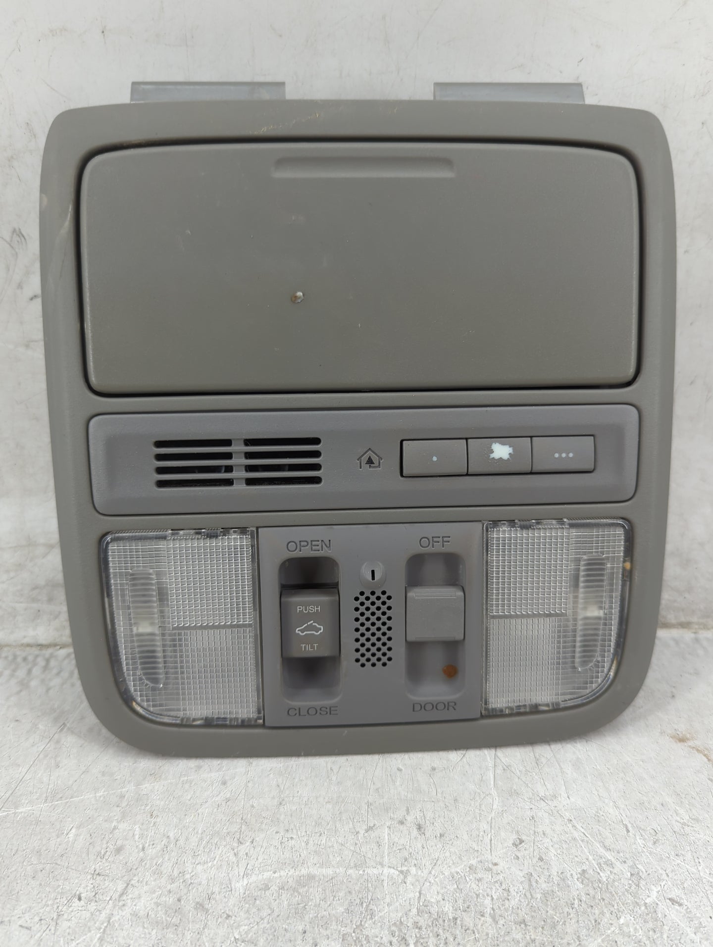 2017 Honda Accord Overhead Console W/rear Climate Control Gray - Oemusedautoparts1.com