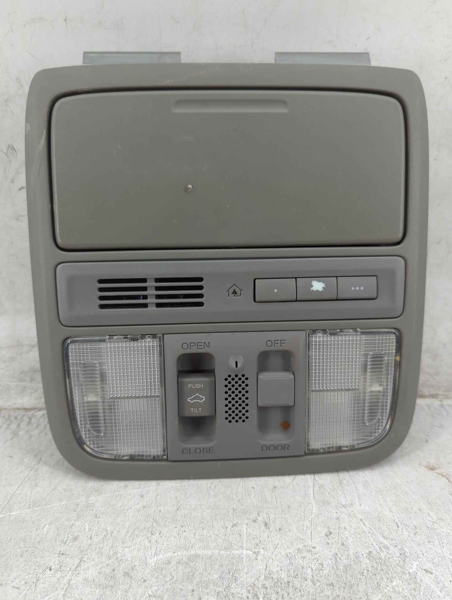 2017 Honda Accord Overhead Console W/rear Climate Control Gray - Oemusedautoparts1.com