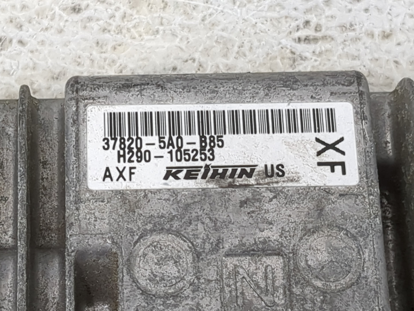 2016-2017 Honda Accord PCM Engine Control Computer ECU ECM PCU OEM P/N:37820-5A0-885 Fits Fits 2016 2017 OEM Used Auto Parts