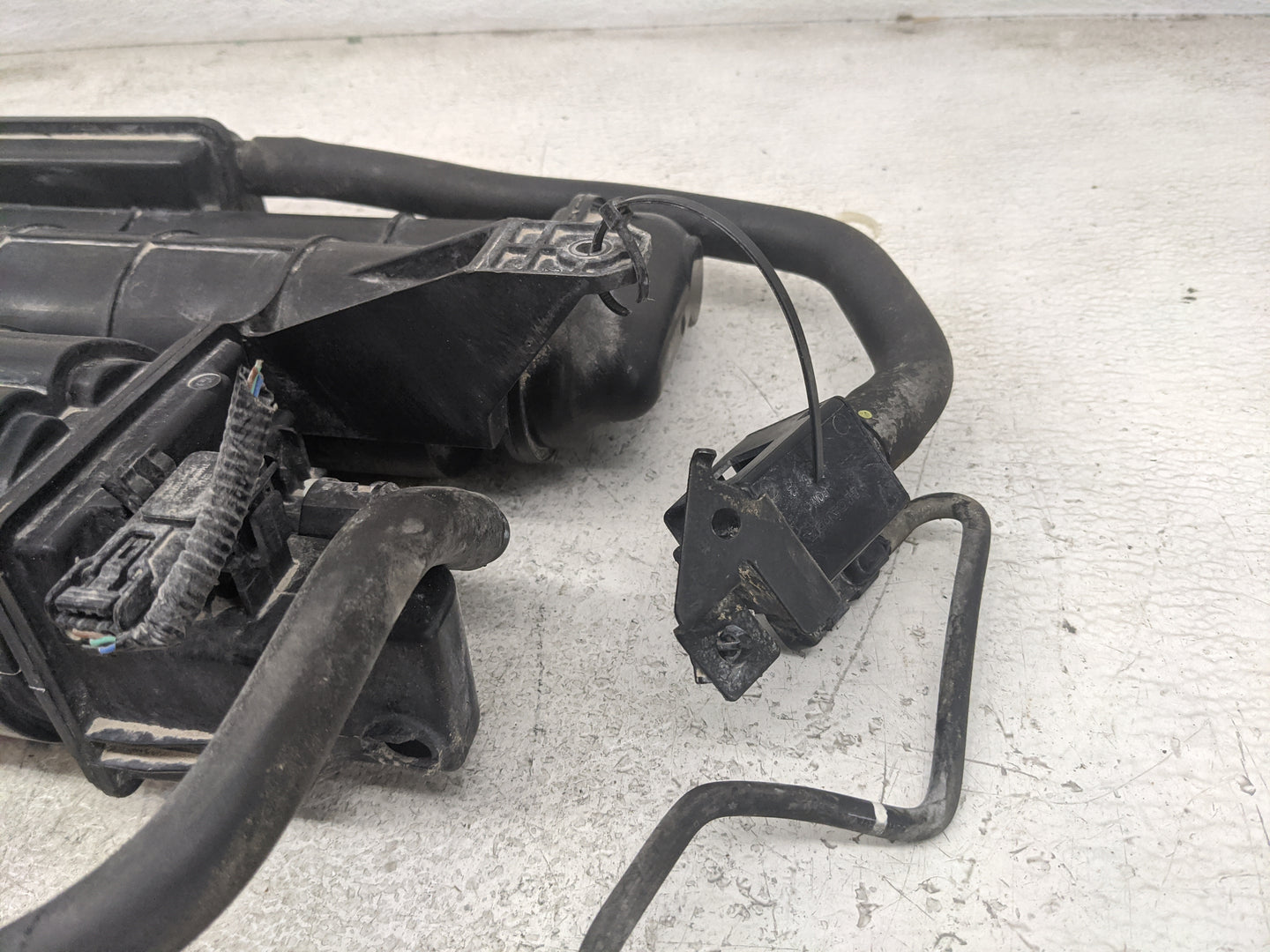 2017 Honda Accord Fuel Vapor Charcoal Canister 1462275 - Oemusedautoparts1.com