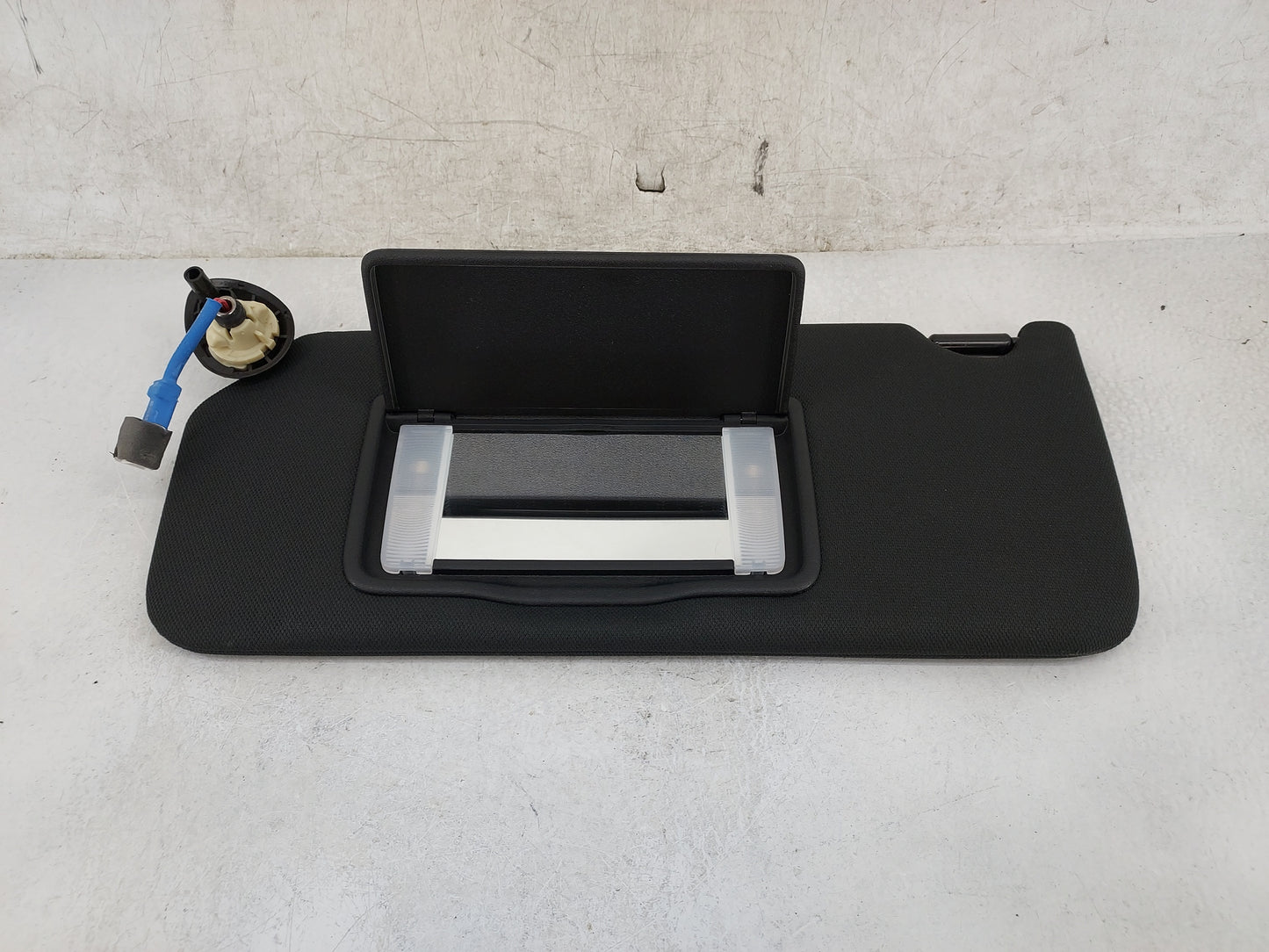 2013-2017 Honda Accord Sun Visor Shade Replacement Driver Left Mirror Fits Fits 2013 2014 2015 2016 2017 OEM Used Auto Parts