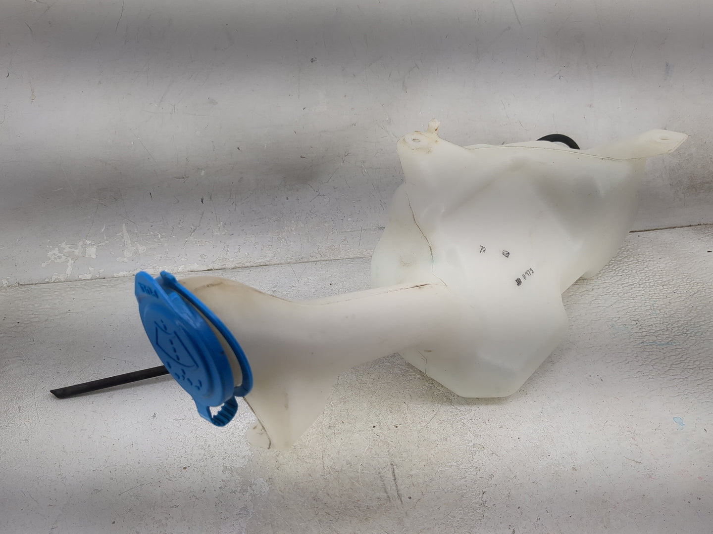 2013-2017 Honda Accord Windshield Washer Fluid Reservoir Bottle Oem 1474156 - Oemusedautoparts1.com