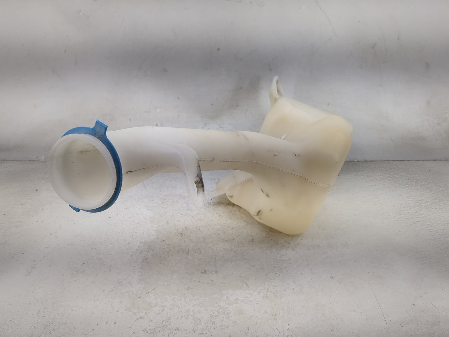 2013-2017 Honda Accord Windshield Washer Fluid Reservoir Bottle Oem 1477119 - Oemusedautoparts1.com