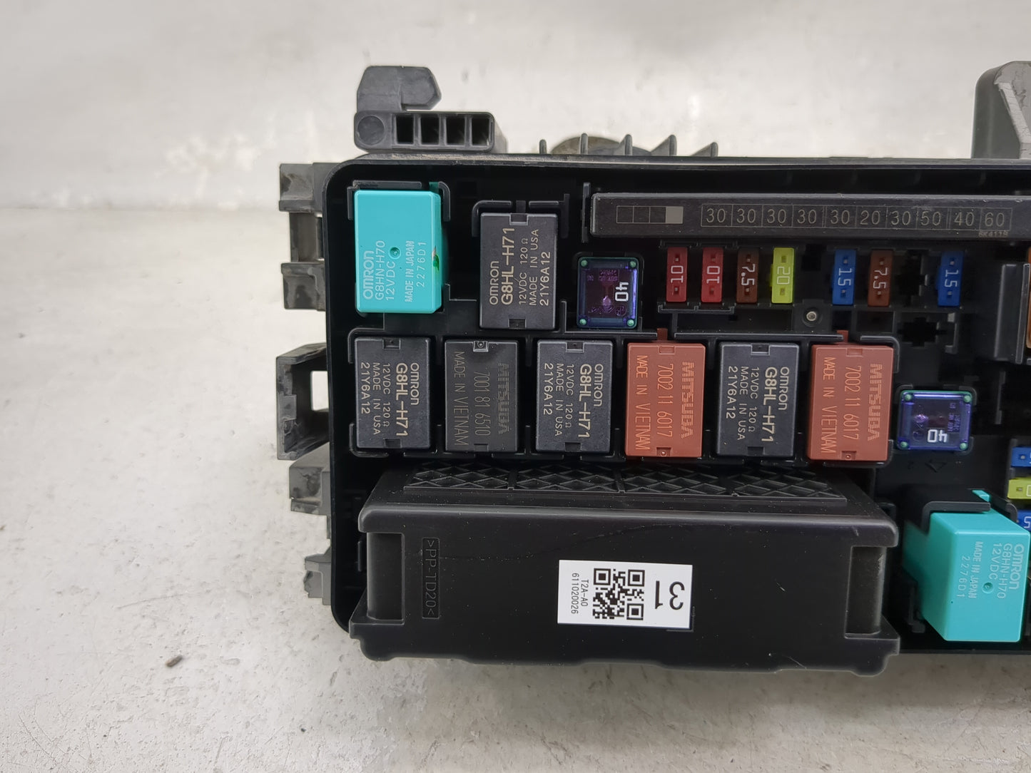 2017 Honda Accord Fusebox Fuse Box Panel Relay Module P/N:00611286922 PP-TD20 Fits OEM Used Auto Parts - Oemusedautoparts1.c