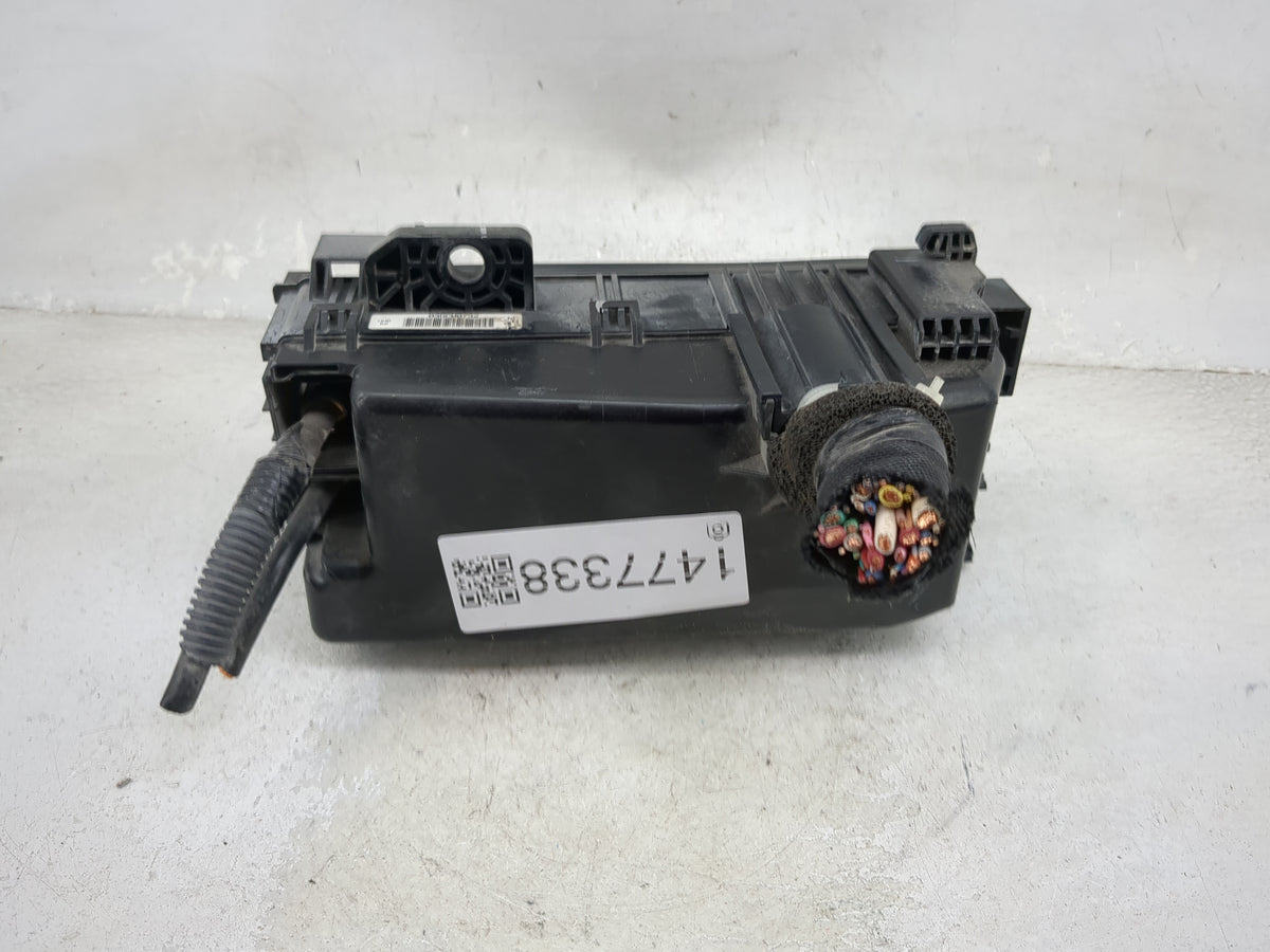 2017 Honda Accord Fusebox Fuse Box Panel Relay Module P/N:00611286922 PP-TD20 Fits OEM Used Auto Parts - Oemusedautoparts1.c