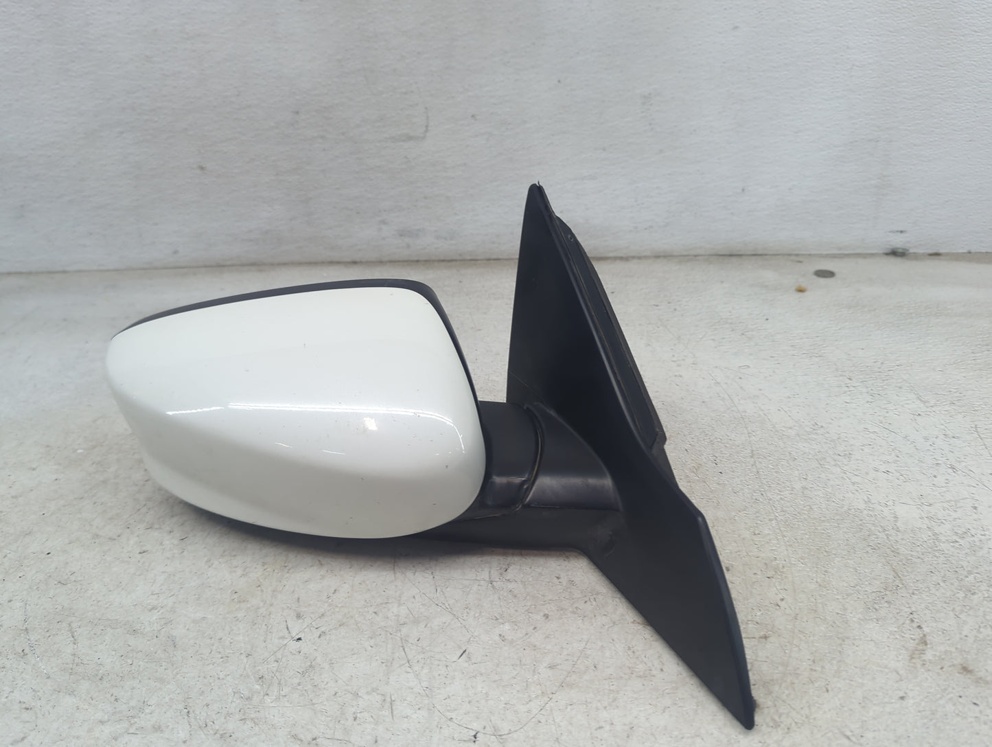2013-2017 Honda Accord Passenger Side View Mirror - Right Door Mirror OEM Used - Oemusedautoparts1.com