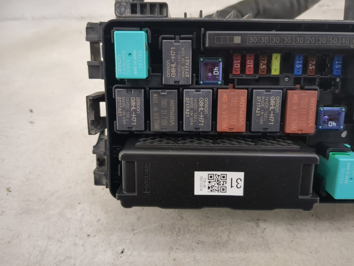2013-2017 Honda Accord Fusebox Fuse Box Panel Relay Module P/N:TZA-A0 7021T3319, 00704039793 Fits Fits 2013 2014 2015 2016 2