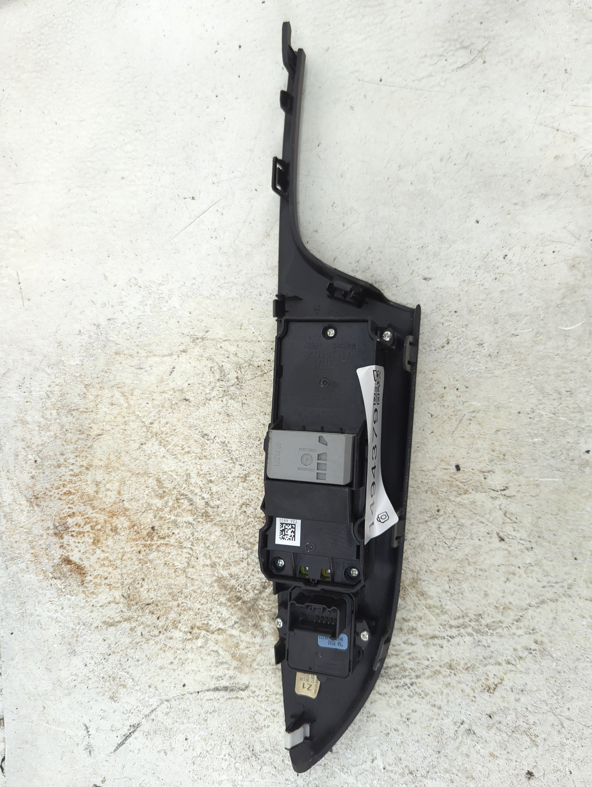 2017 Honda Accord Master Power Window Switch Replacement Driver Side Left Fits OEM Used Auto Parts - Oemusedautoparts1.com