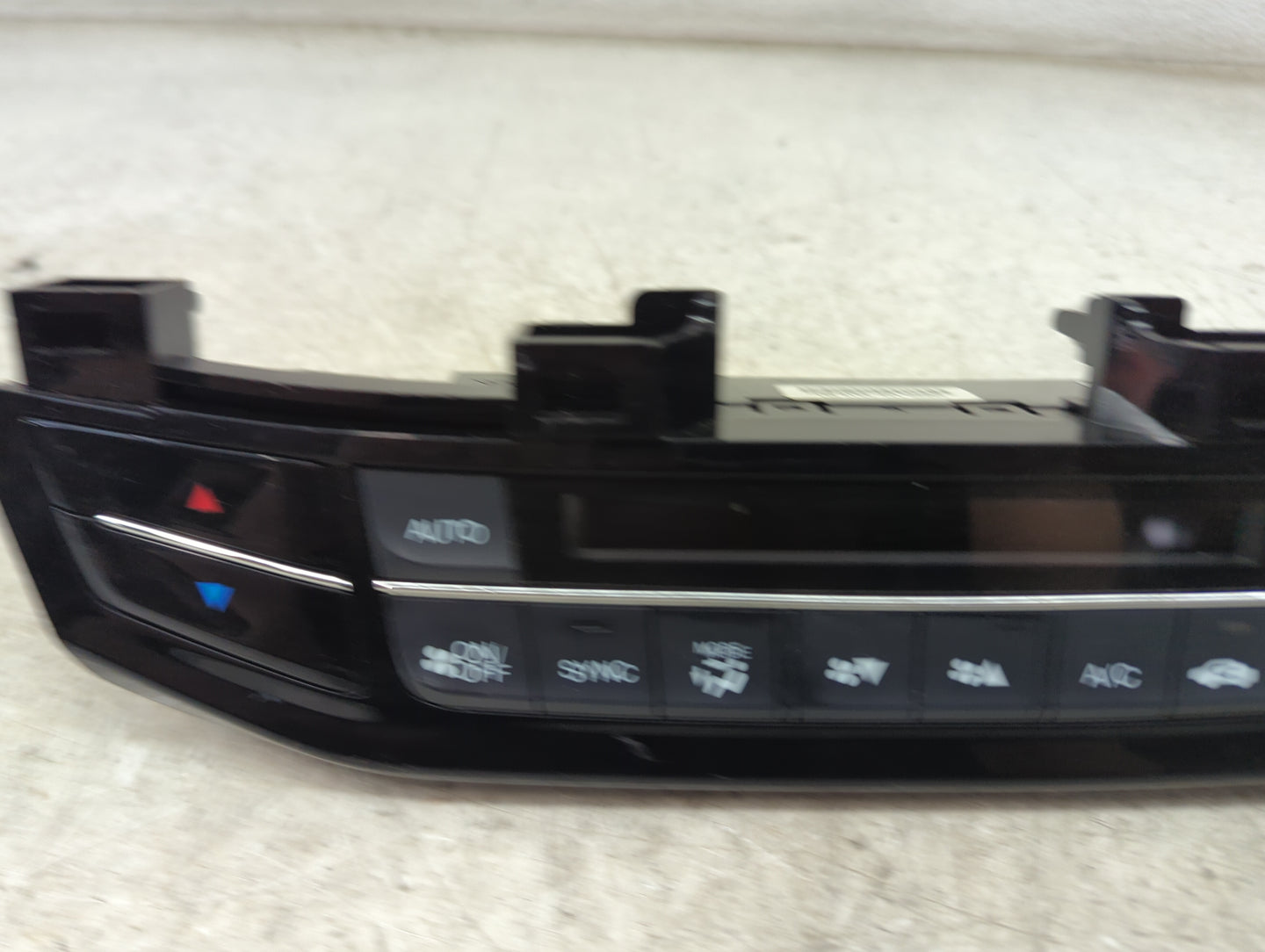 2016-2017 Honda Accord Climate Control Module Temperature AC/Heater Replacement P/N:79600T2FA510M1 79600 T2F A510 M1 Fits OE