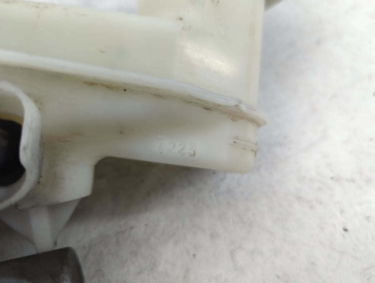 2013-2017 Honda Accord Brake Master Cylinder 1498946 - Oemusedautoparts1.com