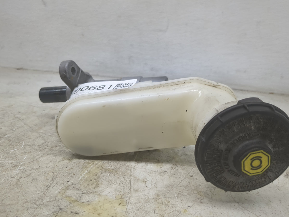 2016-2017 Honda Accord Brake Master Cylinder - Oemusedautoparts1.com