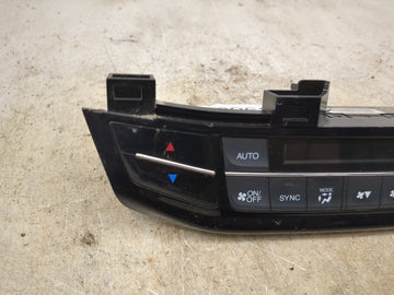 2016-2017 Honda Accord Climate Control Module Temperature AC/Heater Replacement P/N:79600 T2F A510 M1 79600T2FA510M1 Fits OEM Used Auto Parts