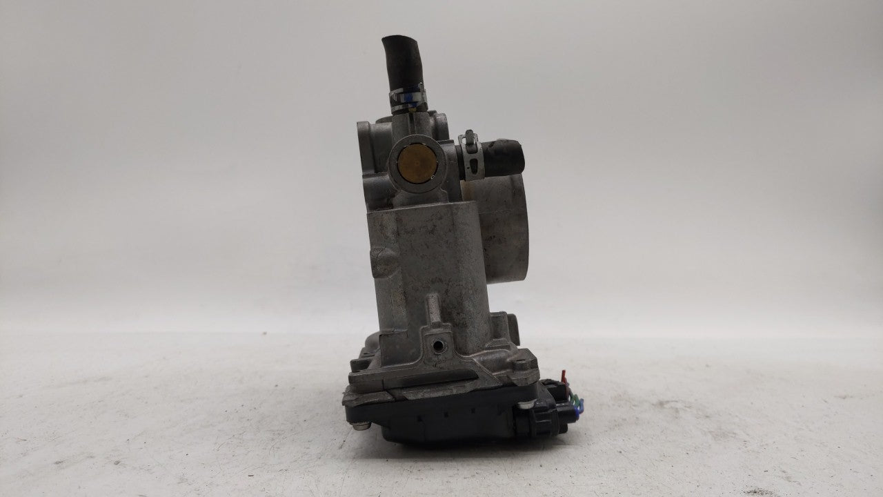 2013-2017 Honda Accord Throttle Body P/N:GMF4A Fits Fits 2013 2014 2015 2016 2017 2018 OEM Used Auto Parts - Oemusedautopart