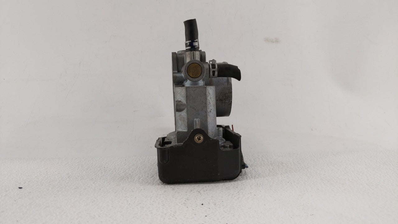 2013-2017 Honda Accord Throttle Body P/N:GMF4A Fits Fits 2013 2014 2015 2016 2017 2018 OEM Used Auto Parts - Oemusedautopart