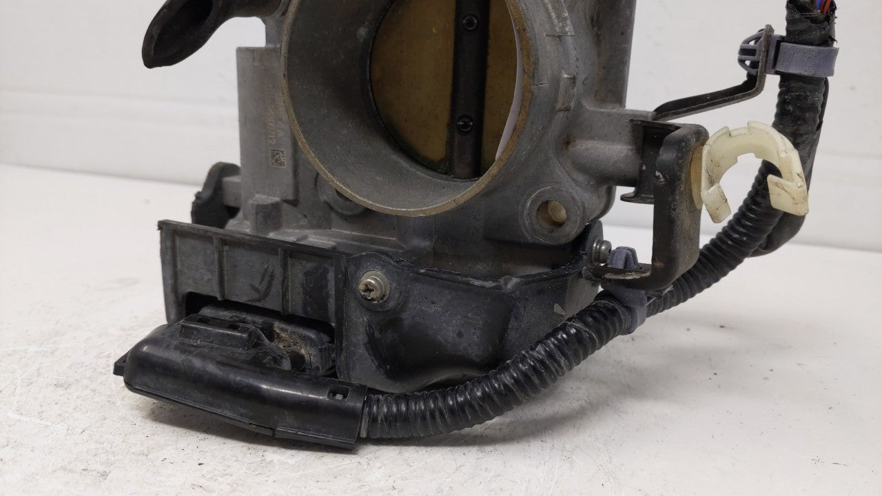 2013-2017 Honda Accord Throttle Body P/N:GMF4A Fits Fits 2013 2014 2015 2016 2017 2018 OEM Used Auto Parts - Oemusedautopart