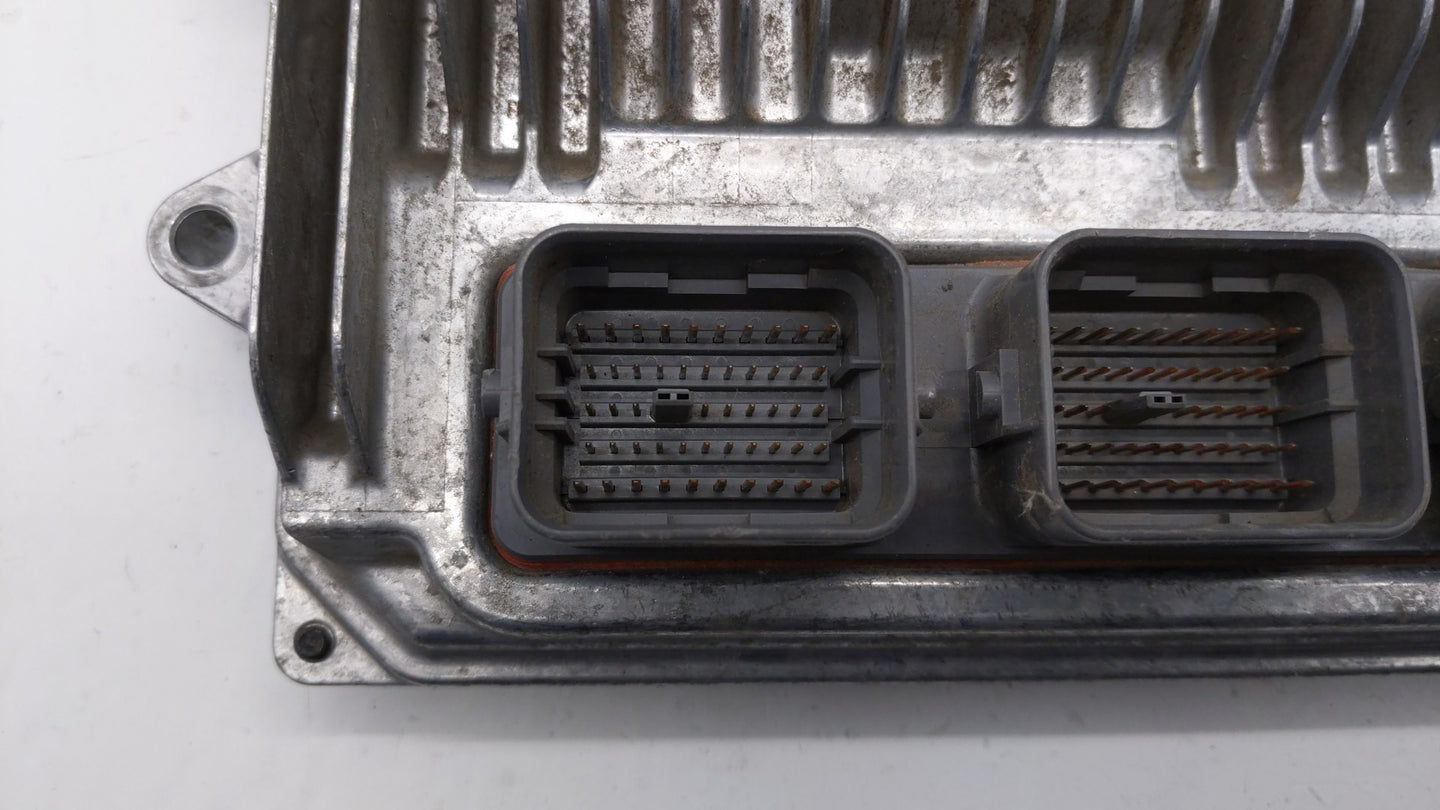 2016-2017 Honda Accord PCM Engine Control Computer ECU ECM PCU OEM P/N:37820-5A0-L64 37820-5A0-B63 Fits Fits 2016 2017 OEM U