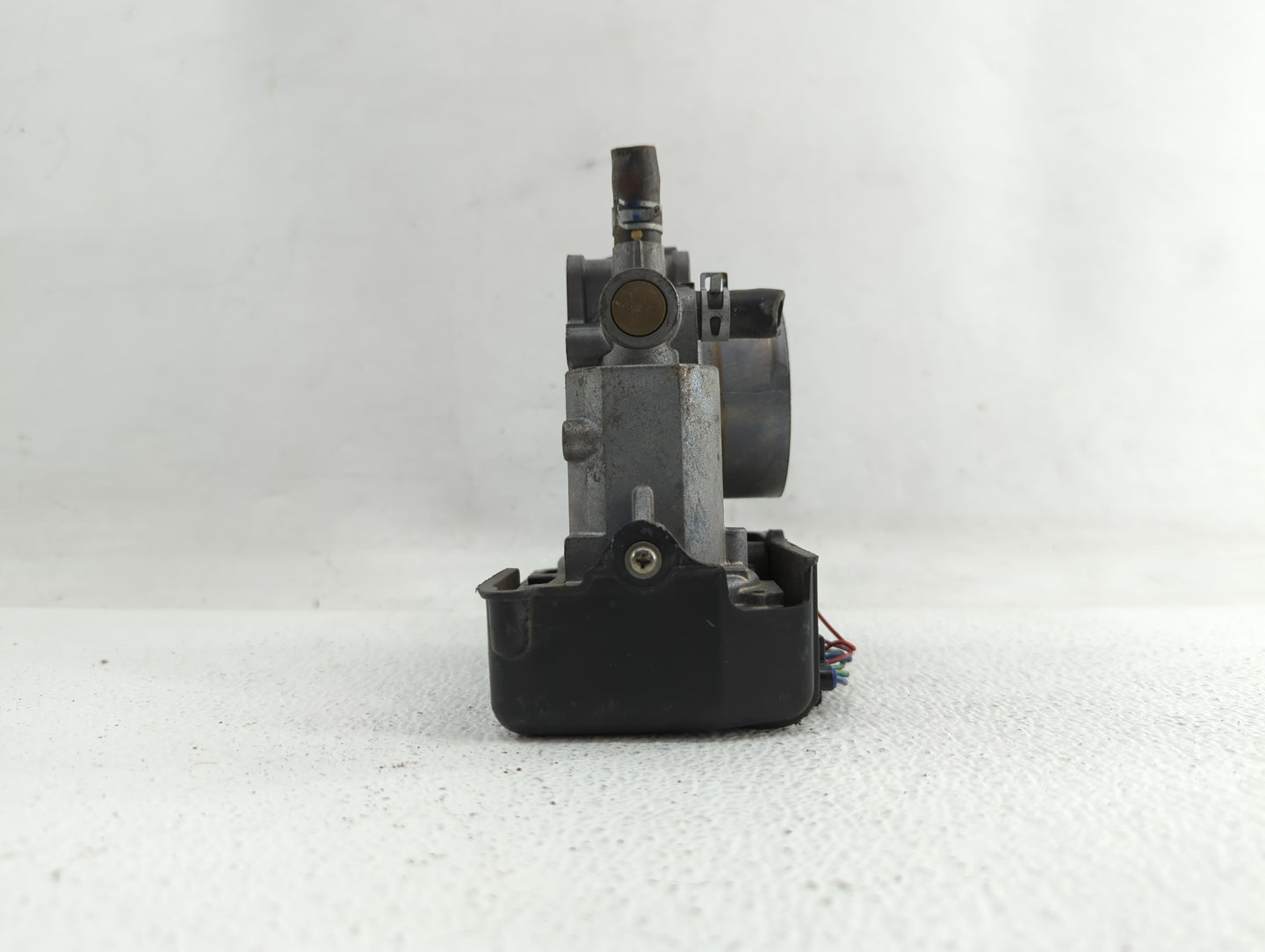 2013-2017 Honda Accord Throttle Body P/N:GMF4A Fits Fits 2013 2014 2015 2016 2017 2018 OEM Used Auto Parts - Oemusedautopart