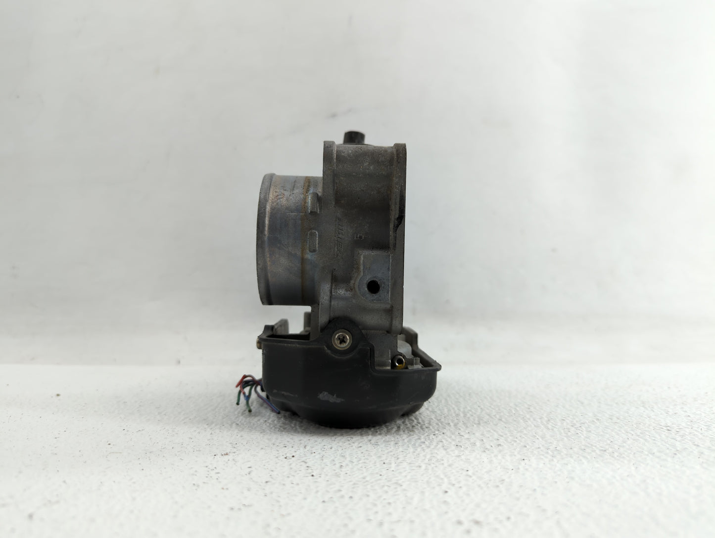 2013-2017 Honda Accord Throttle Body P/N:GMF4A Fits Fits 2013 2014 2015 2016 2017 2018 OEM Used Auto Parts - Oemusedautopart