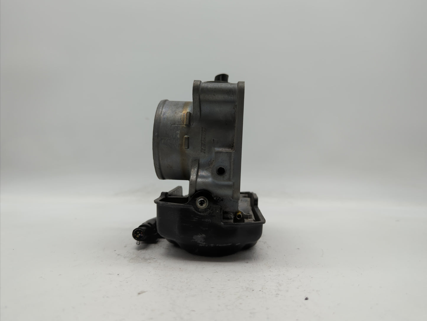 2013-2017 Honda Accord Throttle Body P/N:GMF4A Fits Fits 2013 2014 2015 2016 2017 2018 OEM Used Auto Parts - Oemusedautopart