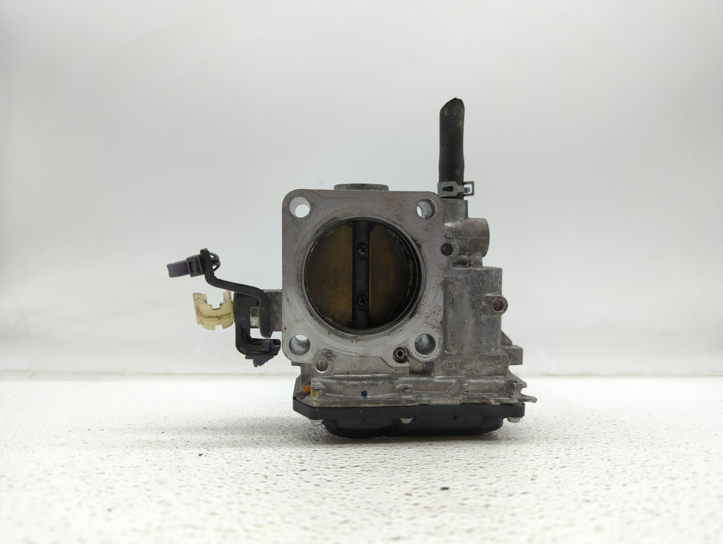 2013-2017 Honda Accord Throttle Body P/N:GMF4A Fits Fits 2013 2014 2015 2016 2017 2018 OEM Used Auto Parts - Oemusedautopart