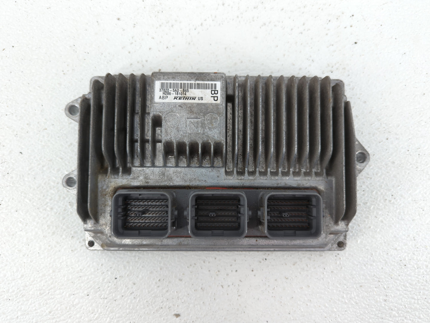 2016-2017 Honda Accord PCM Engine Control Computer ECU ECM PCU OEM P/N:37820-5A0-L64 37820-5A0-B63 Fits Fits 2016 2017 OEM U