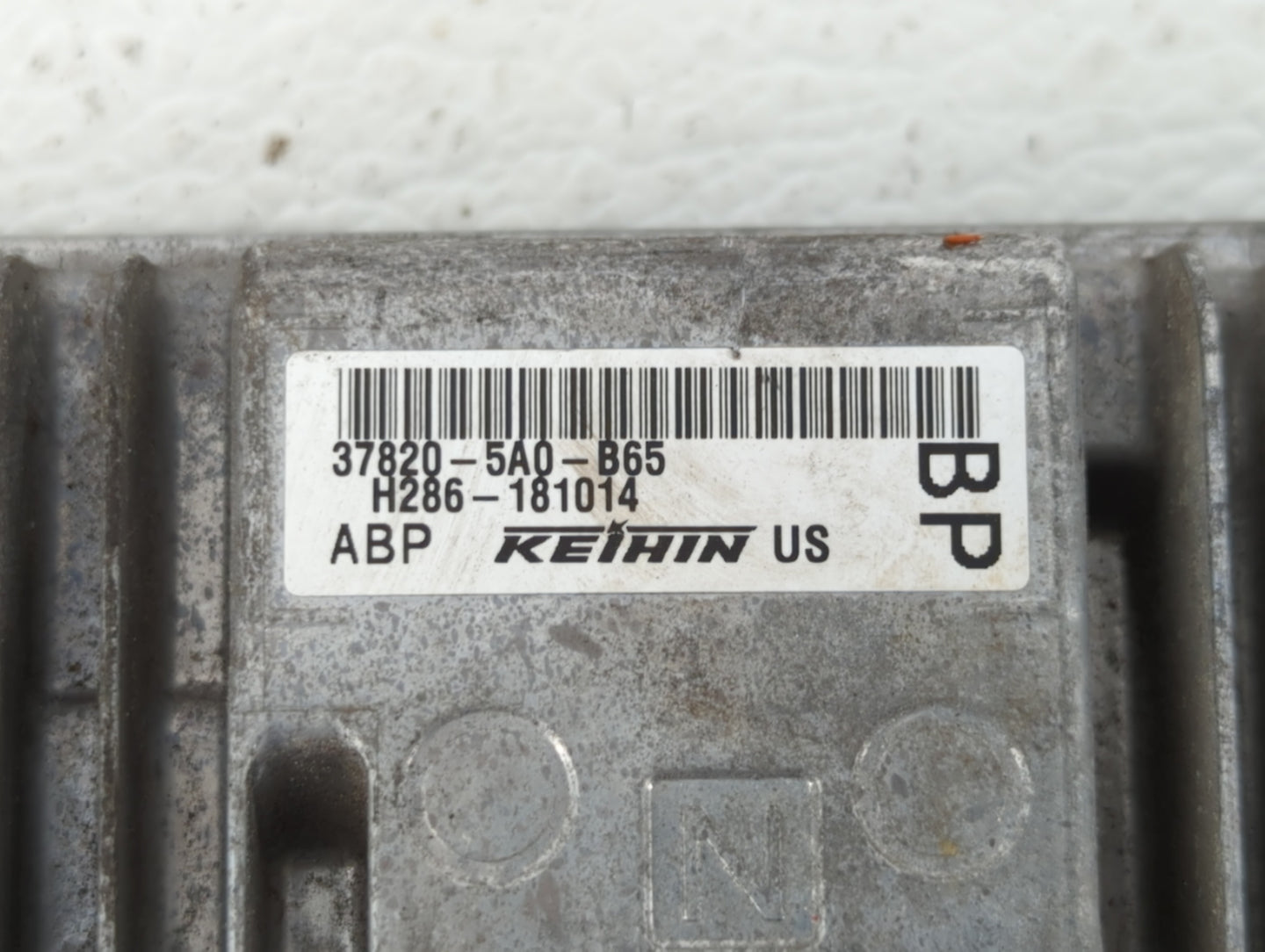 2016-2017 Honda Accord PCM Engine Control Computer ECU ECM PCU OEM P/N:37820-5A0-L64 37820-5A0-B63 Fits Fits 2016 2017 OEM U