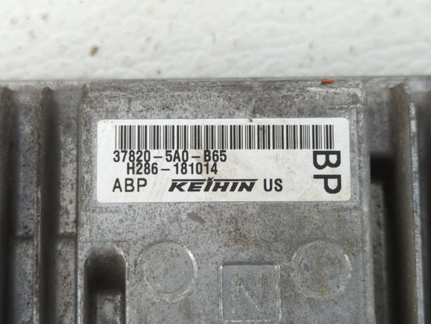 2016-2017 Honda Accord PCM Engine Control Computer ECU ECM PCU OEM P/N:37820-5A0-L64 37820-5A0-B63 Fits Fits 2016 2017 OEM U