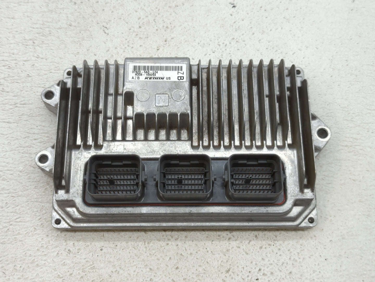 2016-2017 Honda Accord PCM Engine Control Computer ECU ECM PCU OEM P/N:37820-5A0-L22 37820-5A0-L23 Fits Fits 2016 2017 OEM U