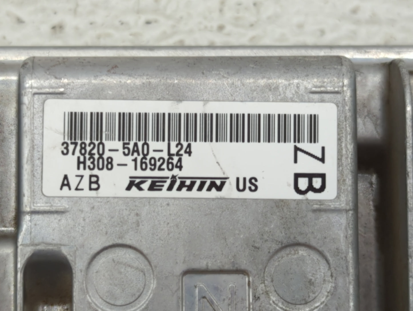 2016-2017 Honda Accord PCM Engine Control Computer ECU ECM PCU OEM P/N:37820-5A0-L22 37820-5A0-L23 Fits Fits 2016 2017 OEM U