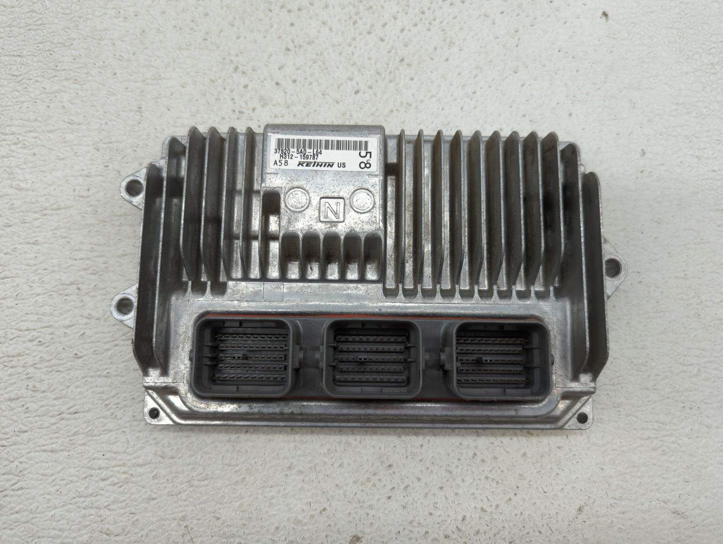 2016-2017 Honda Accord PCM Engine Control Computer ECU ECM PCU OEM P/N:37820-5A0-L63 37820-5A0-L64 Fits Fits 2016 2017 OEM U