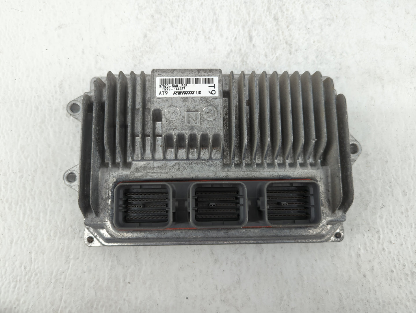 2016-2017 Honda Accord PCM Engine Control Computer ECU ECM PCU OEM P/N:37820-5A0-B25 37820-5A0-L64 Fits Fits 2016 2017 OEM U